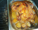 Foto del paso 5 de la receta: Pollo asado al carbón con filete de cerdo, papa y zanahoria