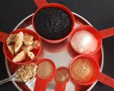A picture of step 3 of Stuffed kachariyu Cups.