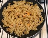 Foto langkah ke 8 dari resep Makanan AnakFusilli Salmon.