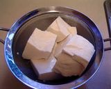 A picture of step 1 of Melty Cheesy Tofu Burgers.