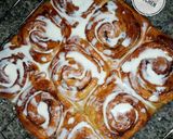 A picture of step 17 of Cinnamon roll 2.