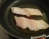 A picture of step 2 of Pan-Fried Cod with Butter Soy Sauce.