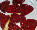 Foto del paso 3 de la receta: Pimientos de piquillo relleno de morcilla de cebolla picante, huevos de codorniz y cebolla frita
