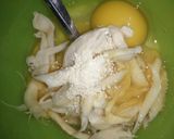 Foto langkah ke 3 dari resep Dadar jamur tiram.