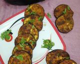 A picture of step 3 of Brinjal fry.