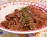 A picture of step 6 of Beef and Tomatoes Stir-Fried in Wine.