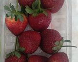 Foto langkah ke 1 dari resep Strawberry Candy.