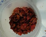 A picture of step 2 of Sweet and salty bacon, toppings.