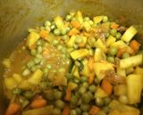 A picture of step 6 of Dry peas aloo masala sandwich.