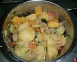 A picture of step 5 of Cream Stew without Roux.