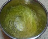A picture of step 1 of Corn Silky String Soup.
