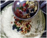 A picture of step 5 of Rava Tutti-fruiti Cake.
