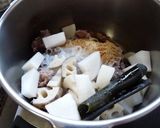 A picture of step 2 of Pressure-Cooked Beef Tendons in Thick Sauce.