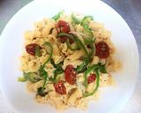 A picture of step 7 of Short Pasta with Dried Tomatoes and Green Peppers.
