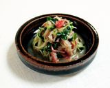 A picture of step 6 of Daikon Radish Sprout Salad.