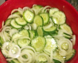A picture of step 4 of Crisp Refrigerator Cucumber Slices.