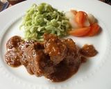 A picture of step 9 of German Goulash.