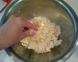 A picture of step 3 of Easy Pie Crust.