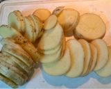 Foto del paso 1 de la receta: Legumbres: tortilla de papas tradicional con arvejas incluidas