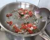 A picture of step 7 of Prawn & Mushroom Xacuti.