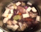 Hình bước làm 2 của món Canh rau củ hầm chân giò