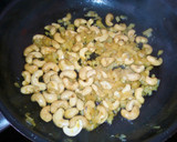 Foto del paso 2 de la receta: Arroz con especias y anacardos