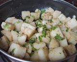 मसाला फ्राइड इडली (Masala Fried Idli Recipe in Hindi) रेसिपी चरण 3 फोटो