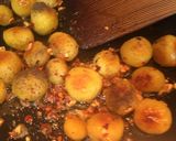 A picture of step 5 of Butter Garlic Potato.