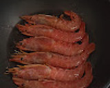 Foto del paso 2 de la receta: Arroz con calamar y gambas
