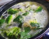 Brokkolifőzelék recept fázis 1 fotója
