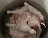 Foto del paso 1 de la receta: Arroz con lagarto, setas y foie …. !!!!