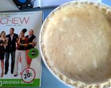 A picture of step 5 of crumble topped pear pie.