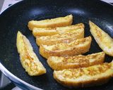 A picture of step 5 of French Toast Sticks with Bread Crusts.