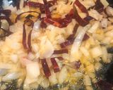 Foto del paso 2 de la receta: Chuletas ahumadas en crema de chile guajillo