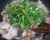 A picture of step 3 of Stir-Fried Pork and Bell Pepper.