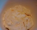 A picture of step 2 of Cheese bread (Pão de queijo).