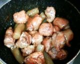 A picture of step 4 of Teriyaki-style Fu (Wheat Gluten) and Pork Rolls with Konnyaku.