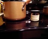 A picture of step 2 of Achiote oil or annato seed oil.