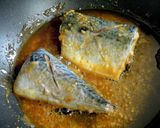 A picture of step 6 of Simmered Mackerel in Miso.