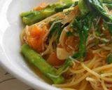 A picture of step 7 of Fresh Tomato Pasta with Broccolini and Shirasu.
