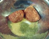 A picture of step 1 of Easy meatball subs.