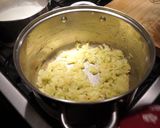 A picture of step 3 of Cream of broccoli soup.