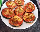 Une image de l'étape 4 de Courgettes façon pizzas 🍕.