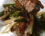 A picture of step 4 of Liver and Garlic Shoot Stir-Fry.