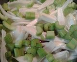 A picture of step 5 of Roasted onions and pork.