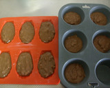 A picture of step 4 of Walnut and Chocolate Madeleines.