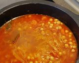 Foto del paso 7 de la receta: Garbanzos con tomate y repollo
