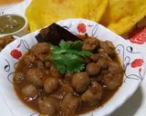 A picture of step 2 of Chole Bhature.