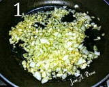 Foto del paso 3 de la receta: Nidos de pasta con salsa..personal