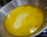 A picture of step 3 of Baingan pakode.
